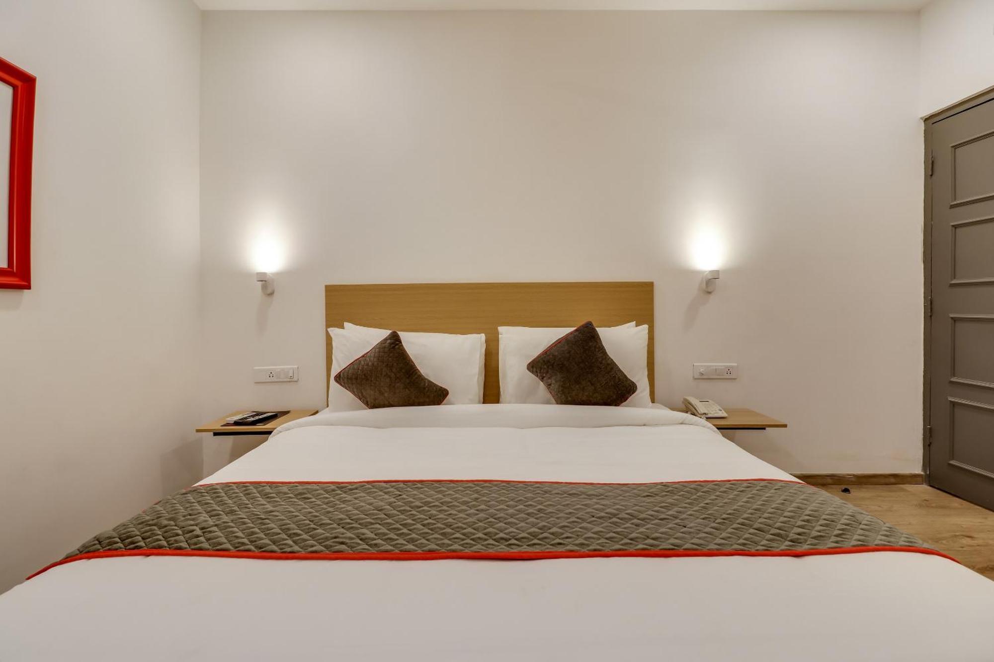 Townhouse Woodland Hotell Nagpur Exteriör bild