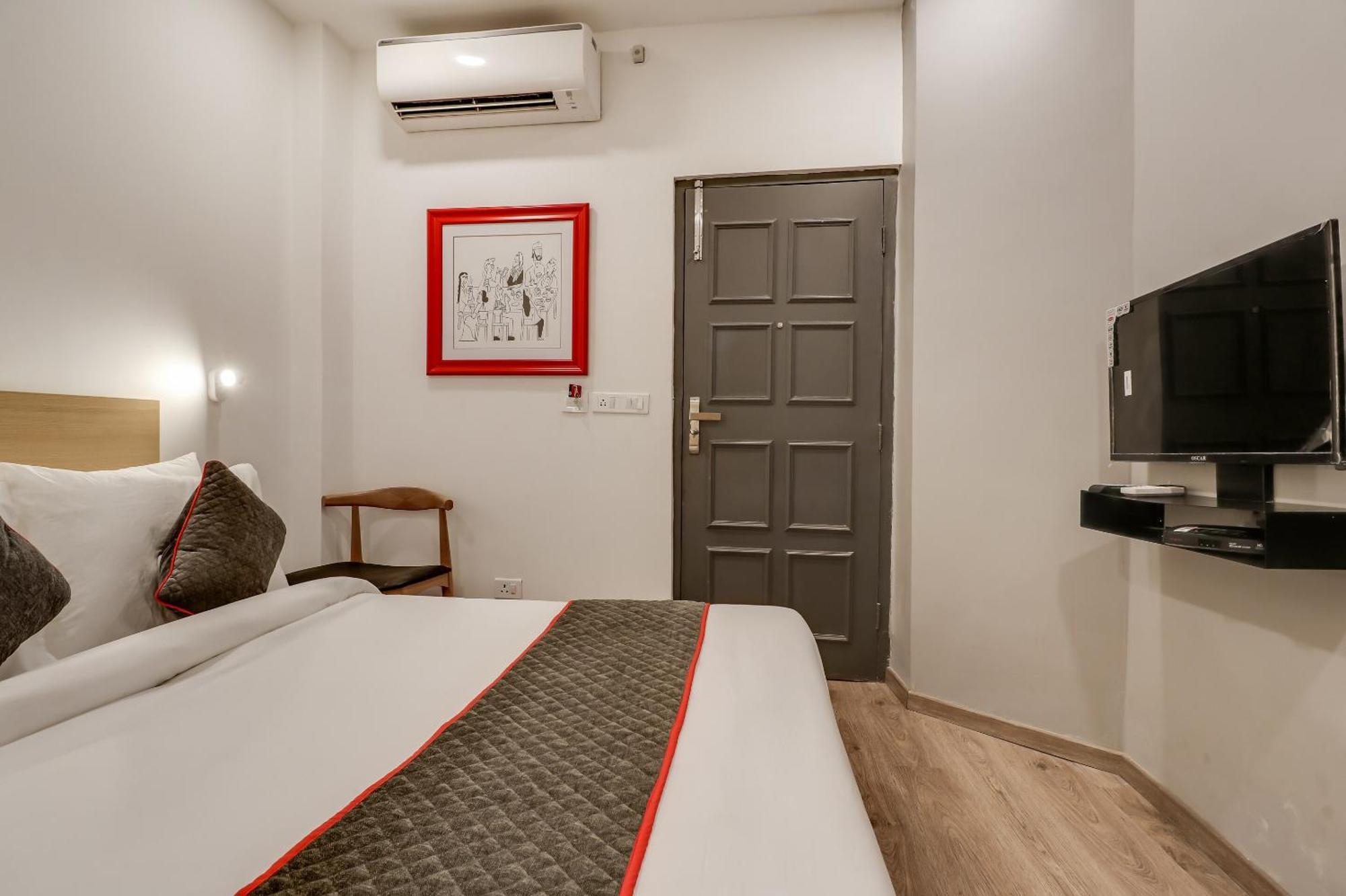 Townhouse Woodland Hotell Nagpur Exteriör bild
