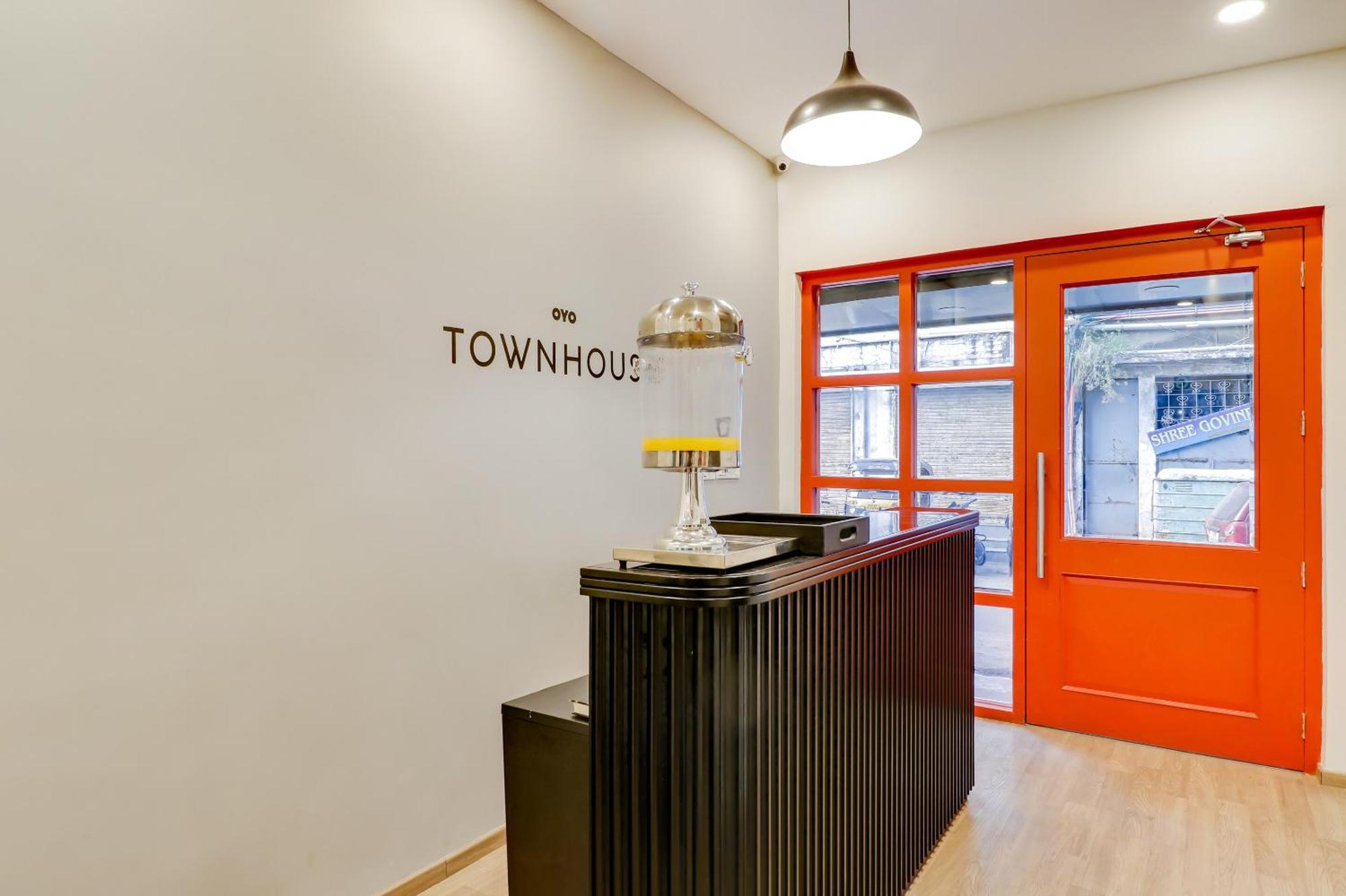 Townhouse Woodland Hotell Nagpur Exteriör bild