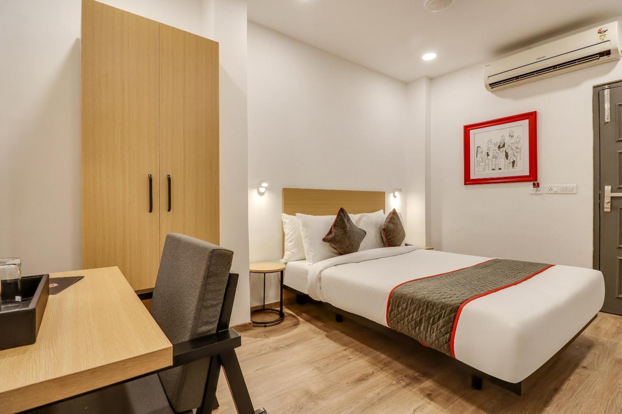 Townhouse Woodland Hotell Nagpur Exteriör bild