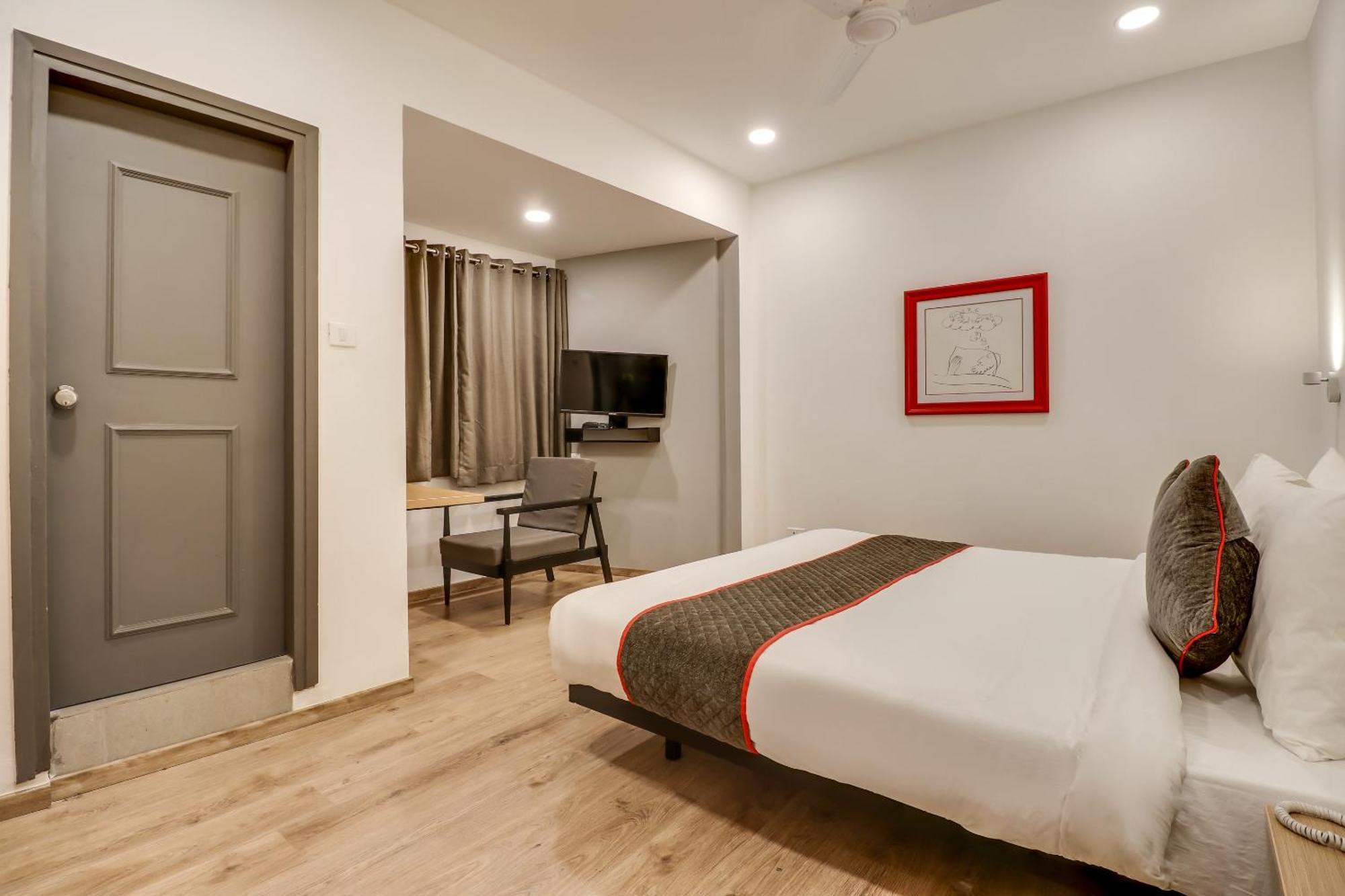 Townhouse Woodland Hotell Nagpur Exteriör bild