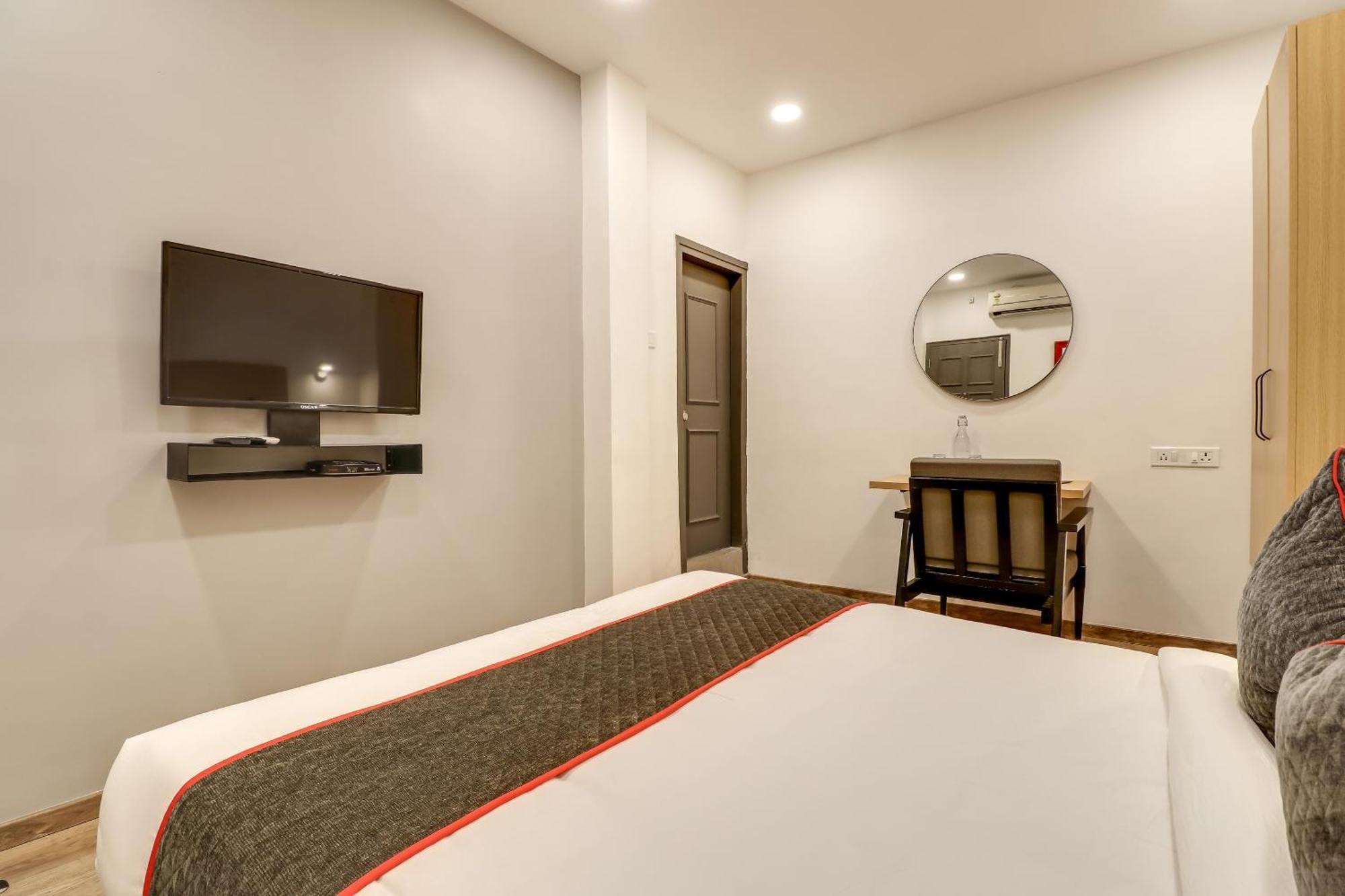 Townhouse Woodland Hotell Nagpur Exteriör bild
